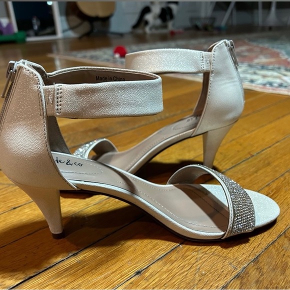 Style & Co Rhinestone Heeled Sandal Size 8 - Picture 5 of 7